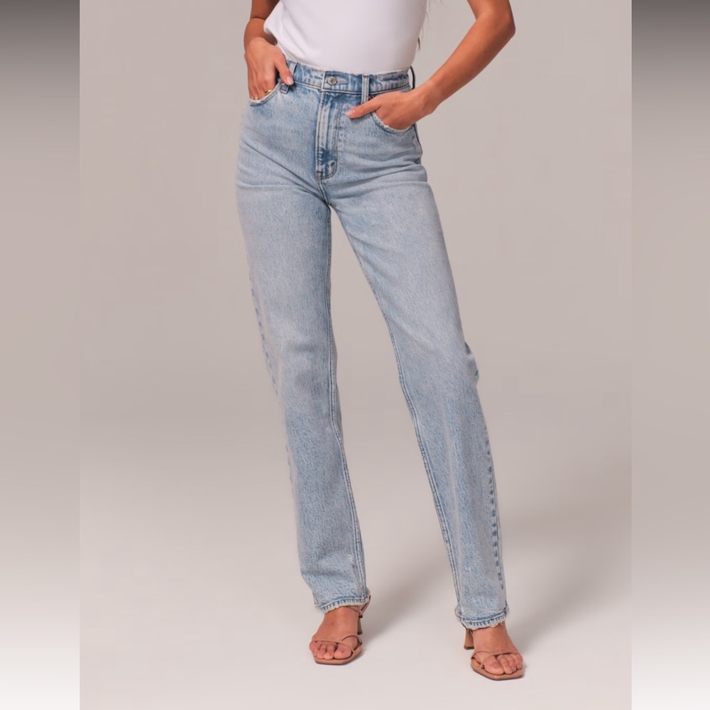 The 90s slim straight ultra high rise jeans